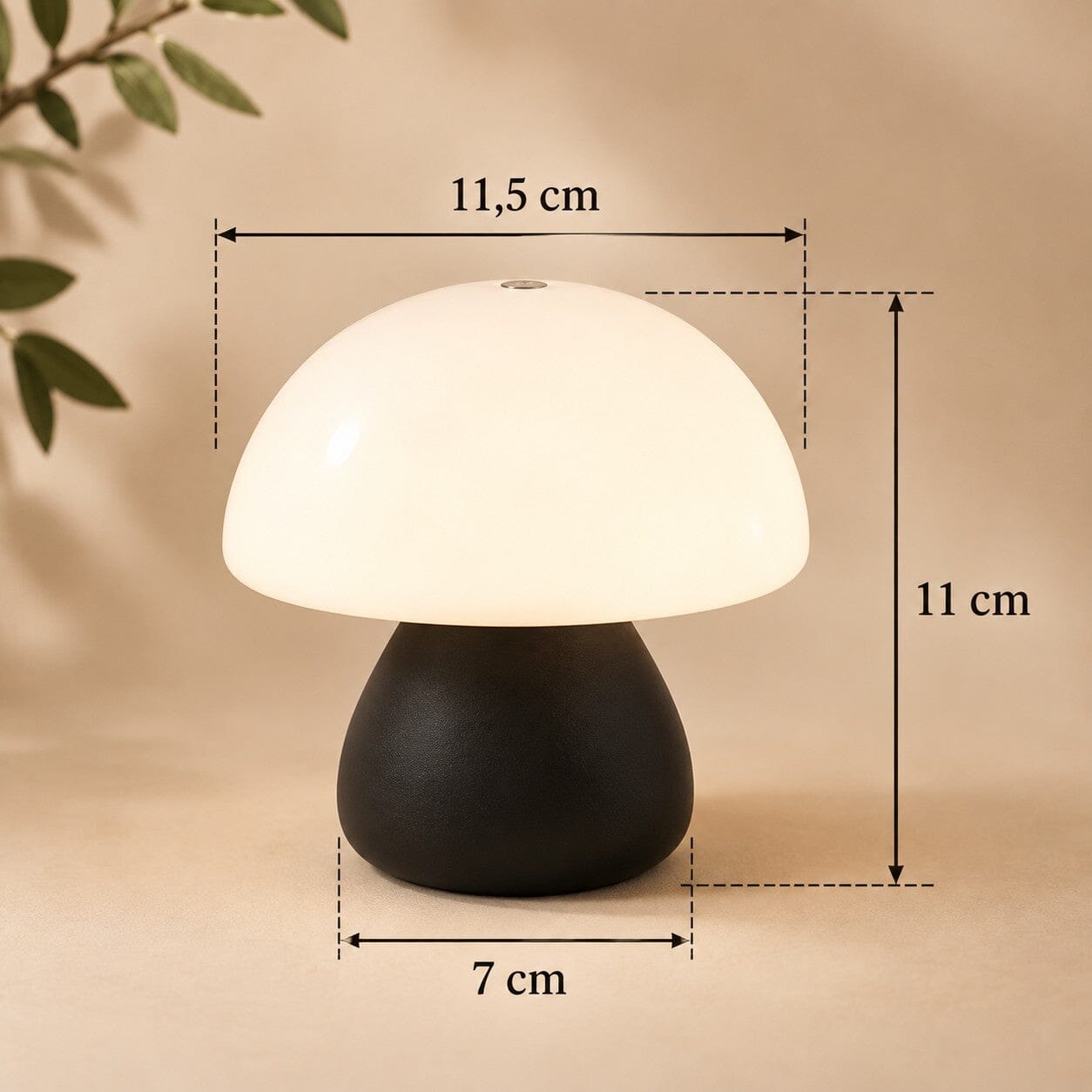 Lampe champignon Petite Nocturne noire avec dimensions 11 × 11,5 × 7 cm