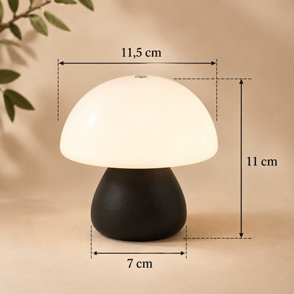 Lampe champignon Petite Nocturne noire avec dimensions 11 × 11,5 × 7 cm